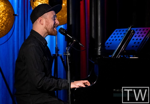 sentimentalseason-13